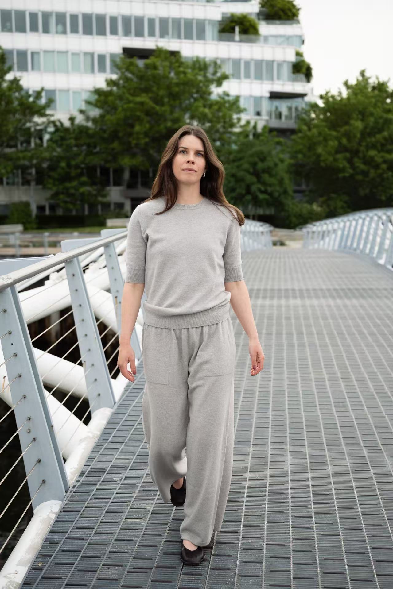 YWÉRA Pure Cashmere Wide-Leg Knit Pants