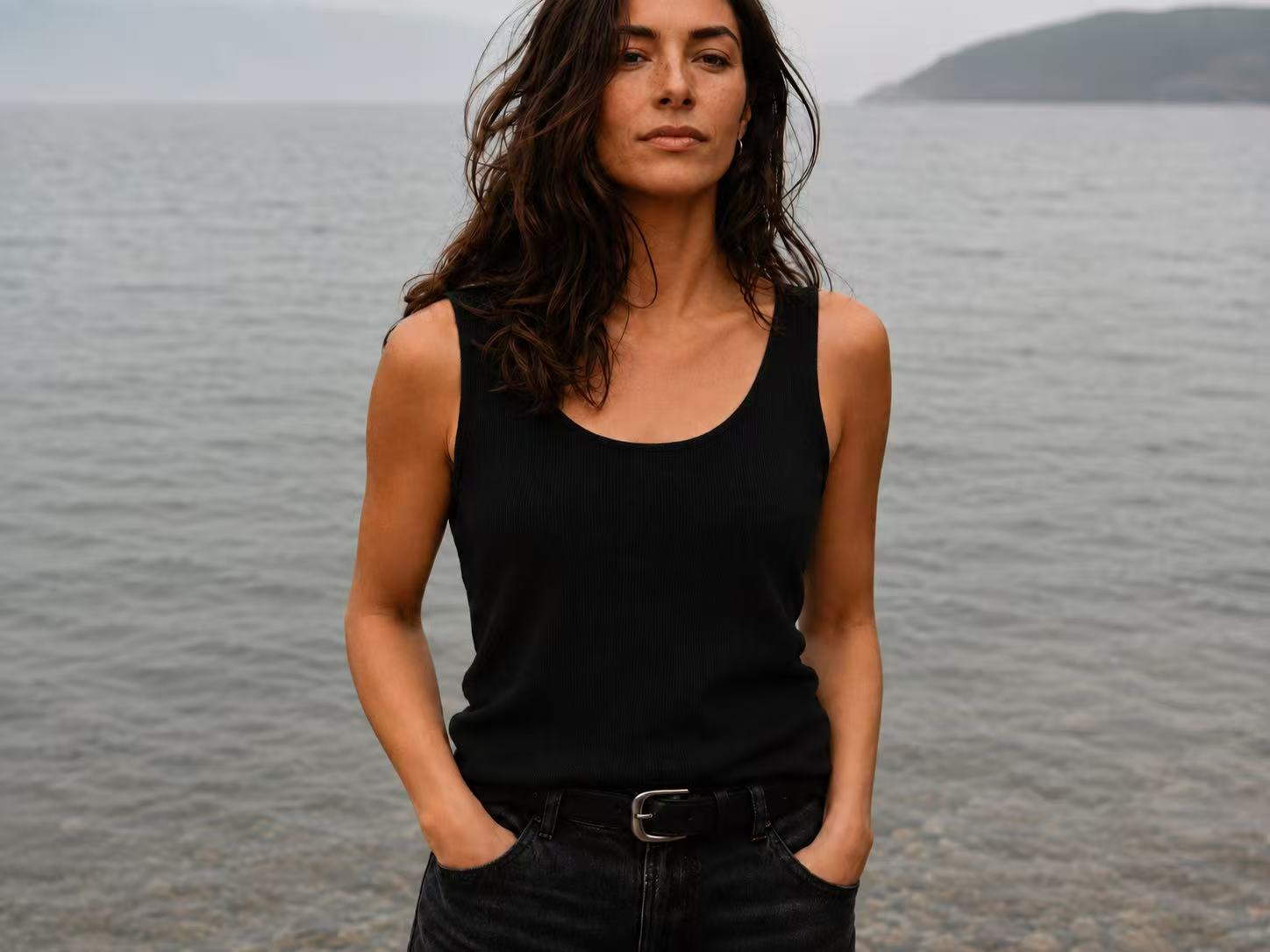 Solid Lightweight Wool Tank