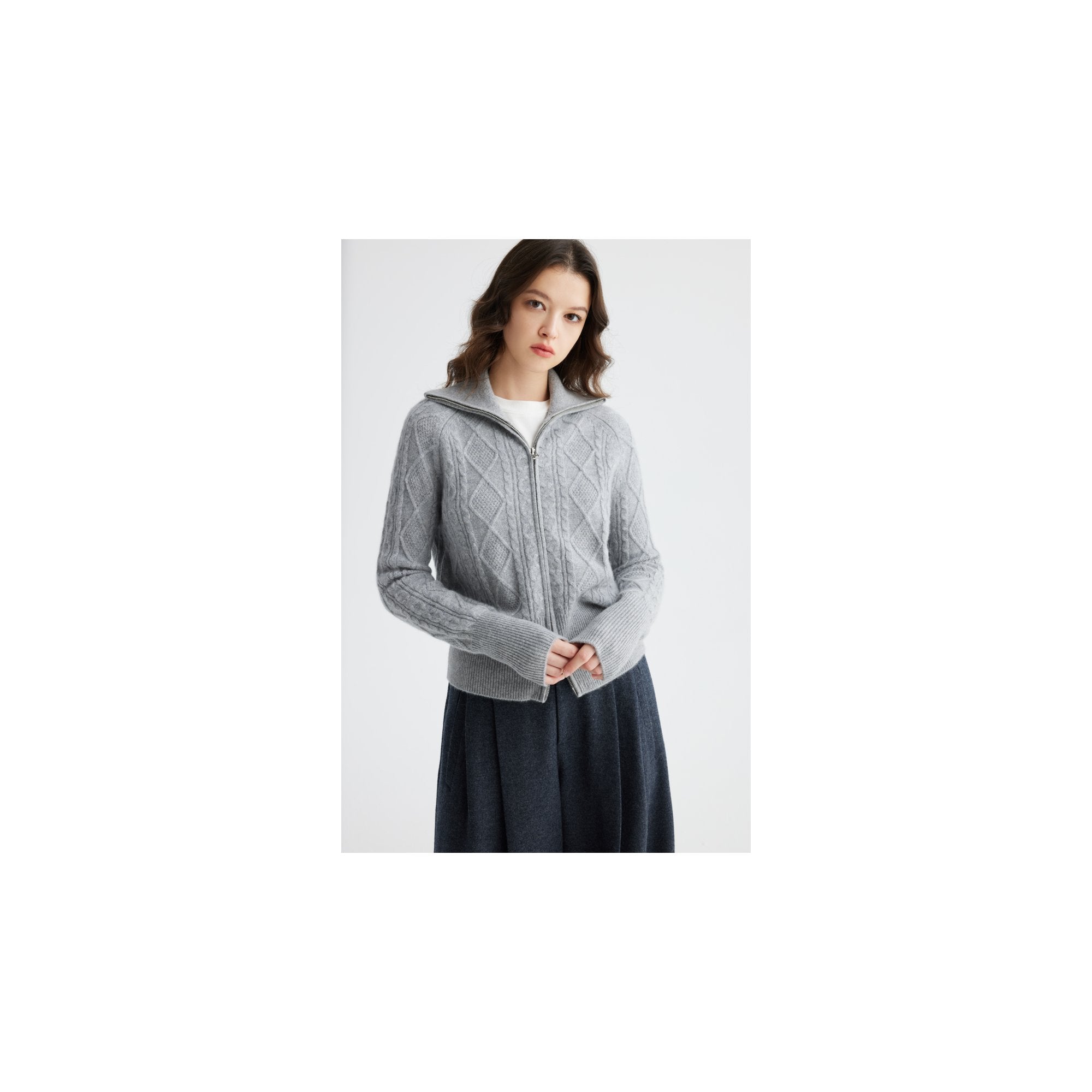 YWÉRA Cable-Knit Pure Cashmere Zip Cardigan — Light Grey