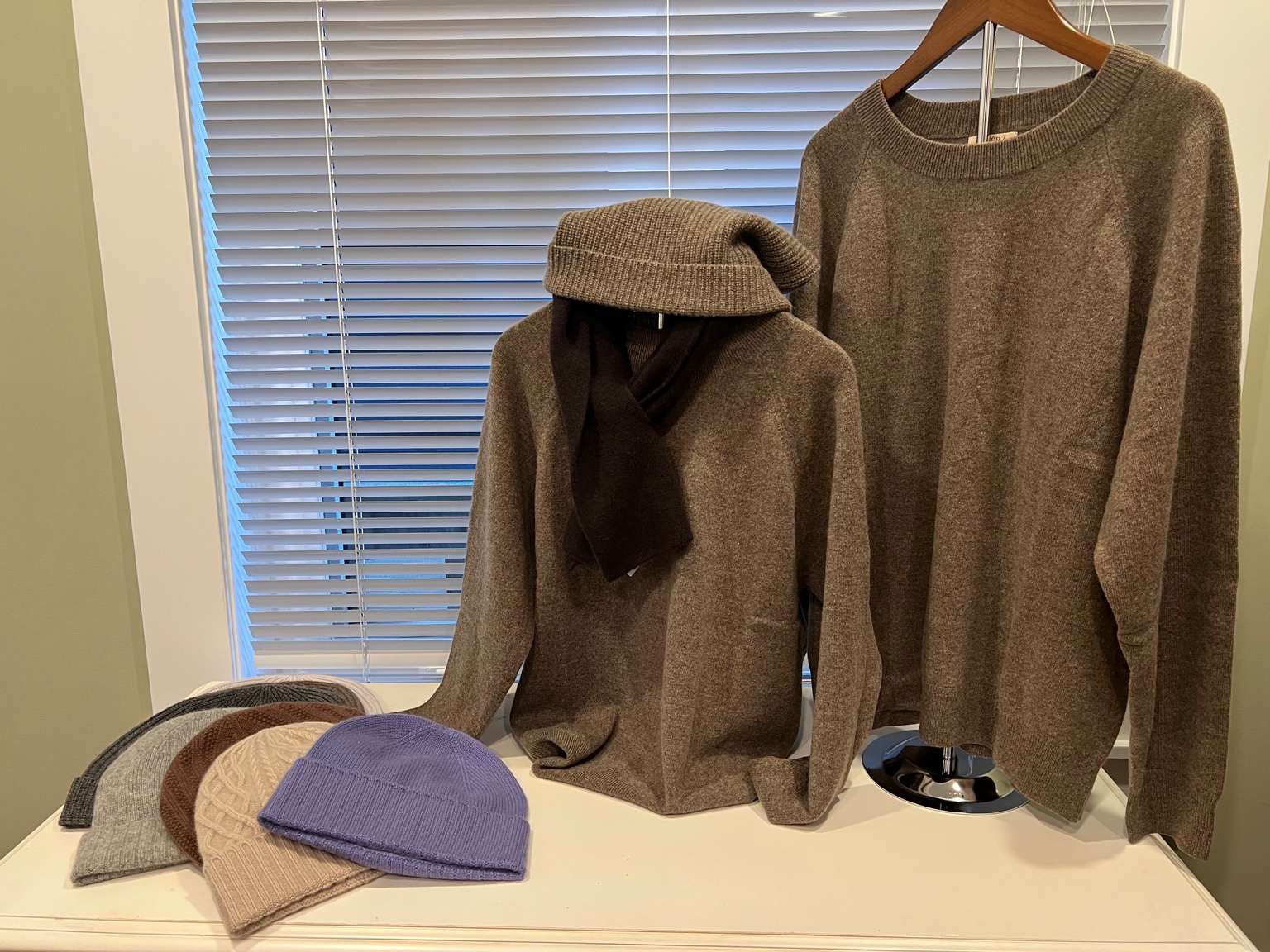 YWÉRA Pure Cashmere Beanie